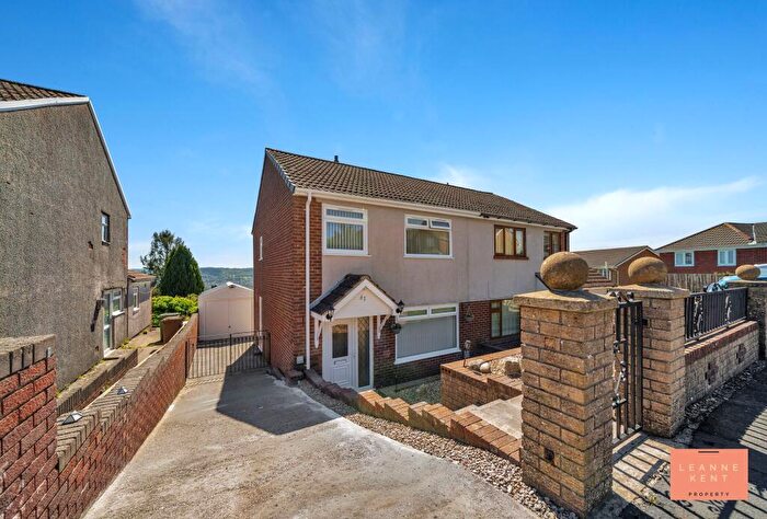 3 Bedroom Semi-Detached House For Sale In Pen-Y-Dre, Caerphilly, CF83