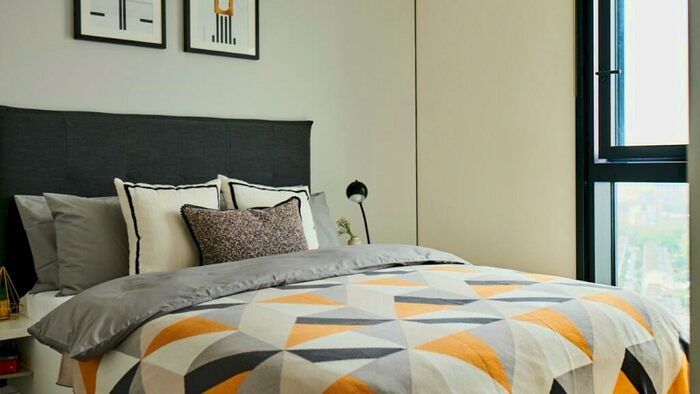 1 Bedroom Apartment To Rent In Churchyard Row, London, SE11