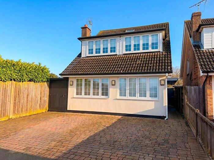 5 Bedroom Detached House For Sale In Viking Way, Pilgrims Hatch, Brentwood, CM15