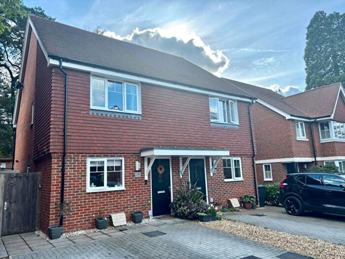 3 Bedroom Semi-Detached House For Sale In White Wood Vale, Frimley, Camberley, Surrey, GU16