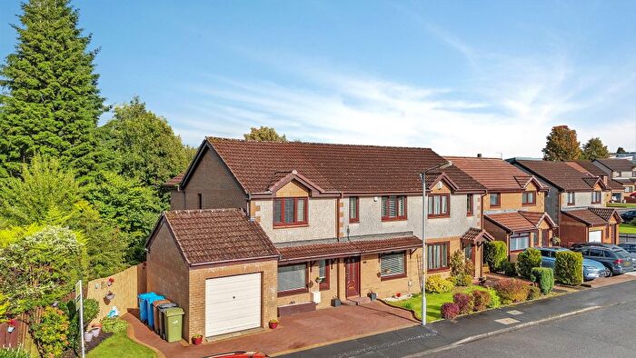 5 Bedroom Semi Detached House For Sale In Aurs Glen, Barrhead, Glasgow, East Renfrewshire, G78