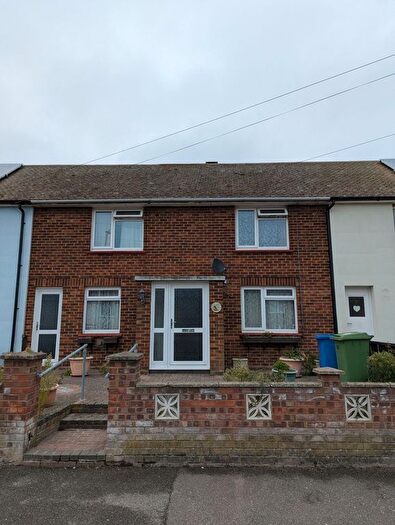3 Bedroom Terraced House For Sale In Manor Road, Queenborough, ME11
