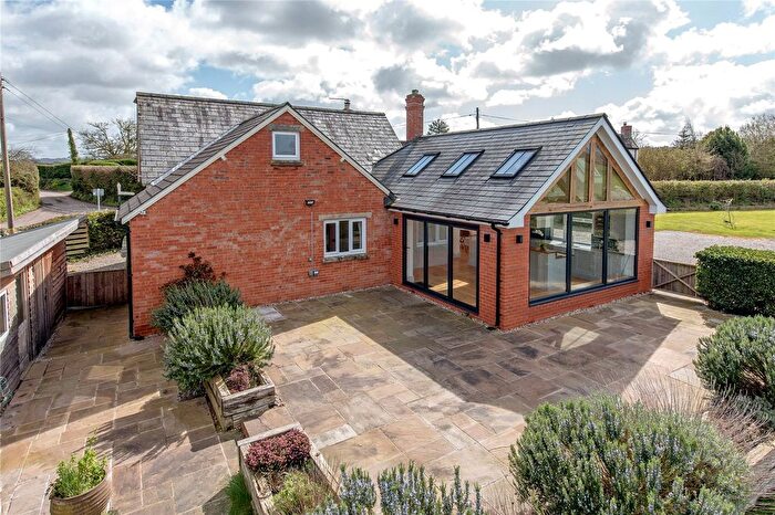 4 Bedroom Detached House For Sale In Daws Green, Trull, Taunton, Somerset, TA3