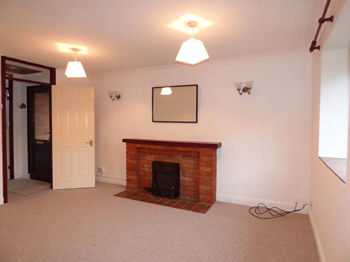 2 Bedroom Detached Bungalow For Sale In Cherry Orchard, Shipston-on-stour, CV36