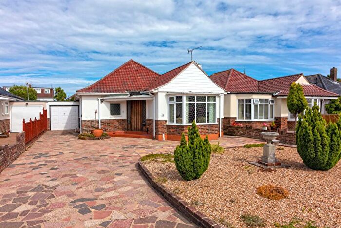 3 Bedroom Detached Bungalow To Rent In Compton Avenue, Goring By Sea, BN12