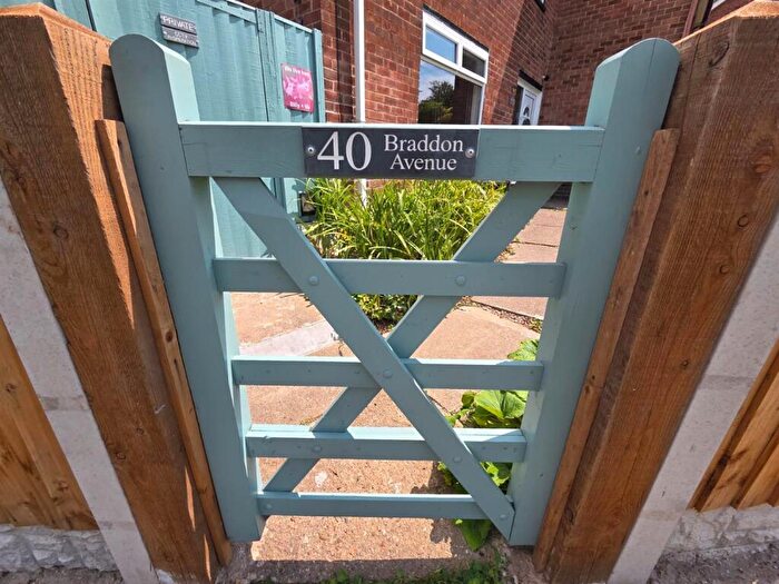 3 Bedroom End Of Terrace House For Sale In Braddon Avenue, Stapleford, Nottingham, NG9