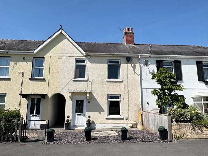 3 Bedroom Terraced House For Sale In Dan Y Crug, Llandovery, Carmarthenshire., SA20