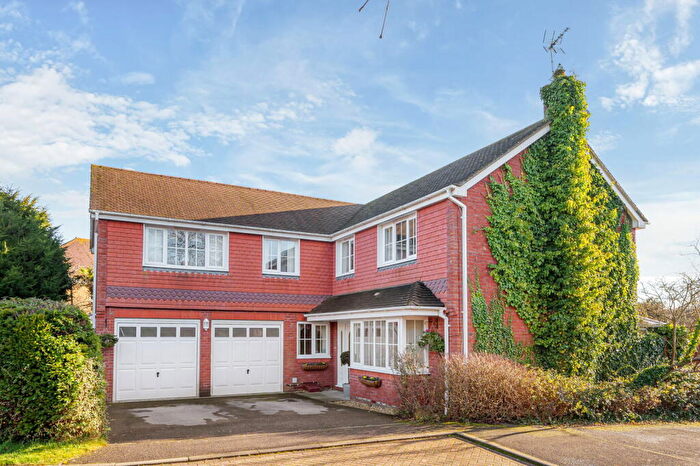 5 Bedroom Detached House For Sale In Covert Mead, Ashington, RH20