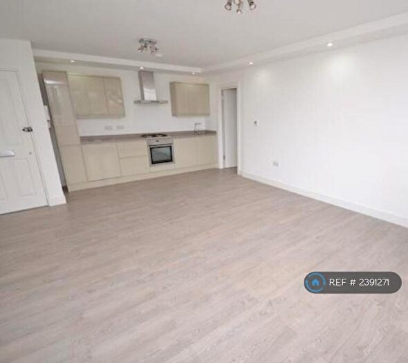 1 Bedroom Flat To Rent In High Street, Barnet, EN5