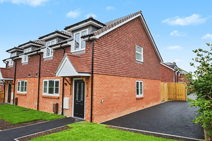 3 Bedroom Semi Detached House To Rent In Hole Lane, Bentley, Farnham, GU10