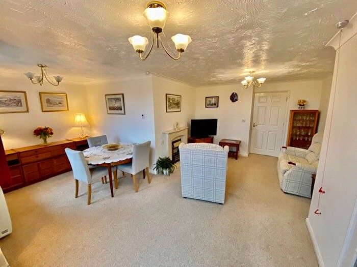 1 Bedroom Flat For Sale In Ashill Road, Birmingham, B45