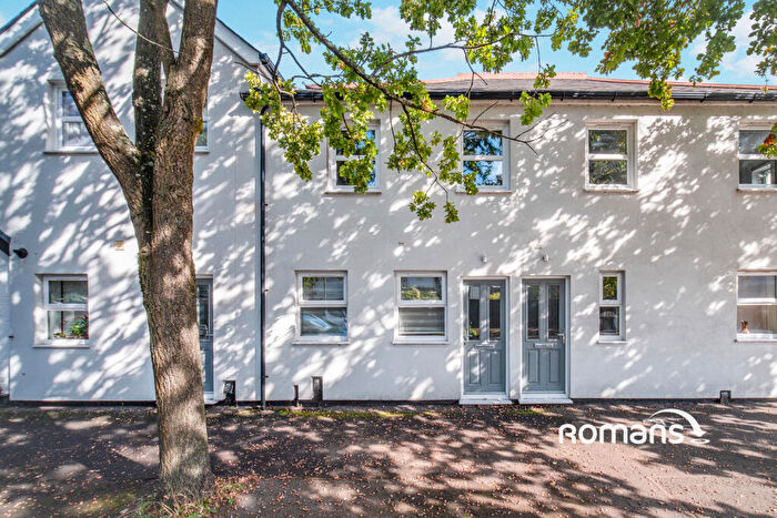 2 Bedroom Terraced House To Rent In Osborne Road, Farnborough, GU14