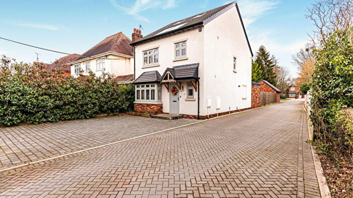 4 Bedroom Detached House For Sale In Birchy Leasowes Lane, Shirley, Solihull, B90