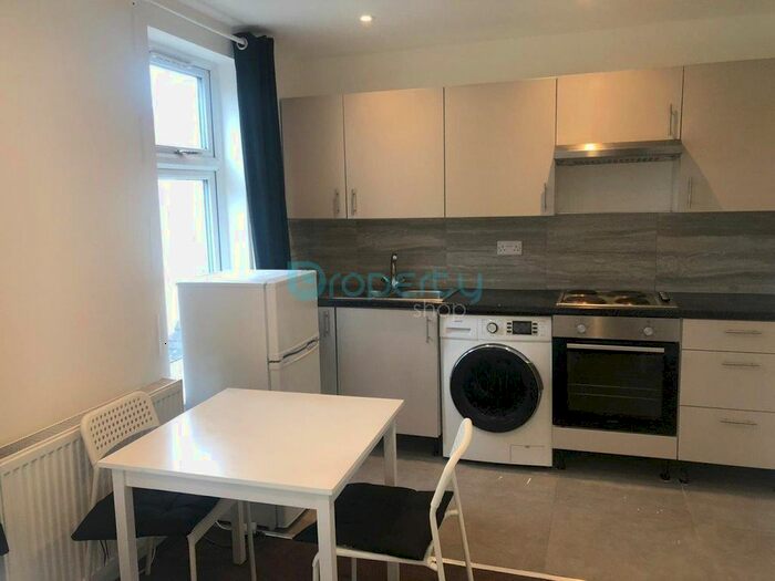 Studio To Rent In Spring Grove Road, Hounslow TW3