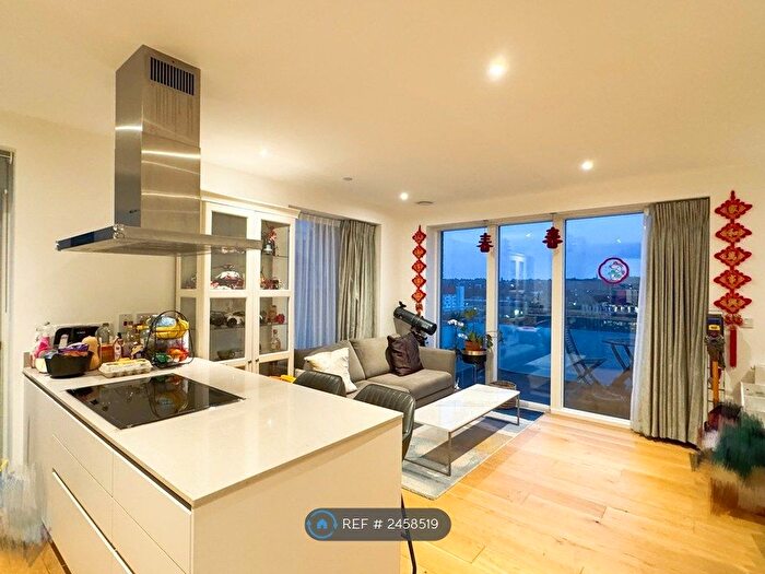 2 Bedroom Flat To Rent In Etherington Lodge, London, SE10