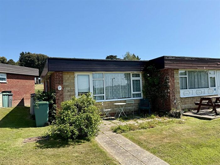 2 Bedroom Semi-Detached Bungalow For Sale In Cockleton Lane, Cowes, PO31
