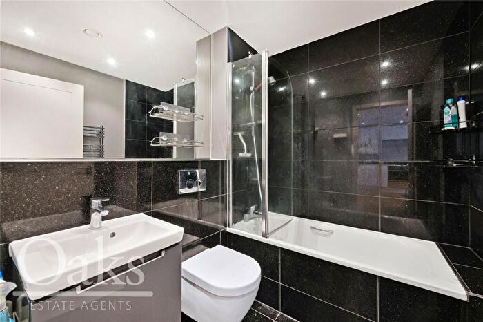 1 Bedroom Apartment For Sale In South End, Croydon, CR0