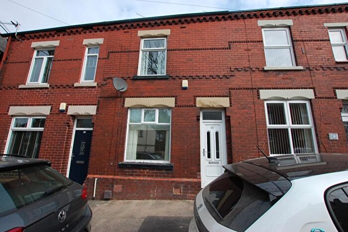 2 Bedroom Terraced House To Rent In Cowlishaw Lane, Shaw, Oldham, OL2