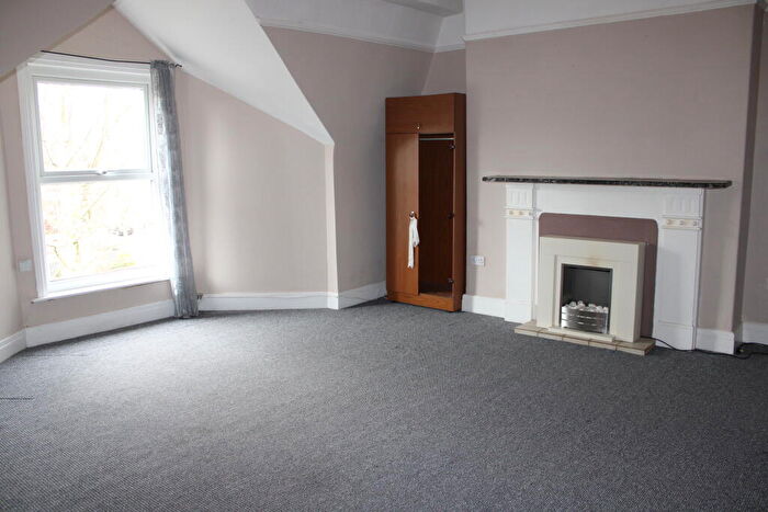 Apartment To Rent In Sydenham Avenue, L17