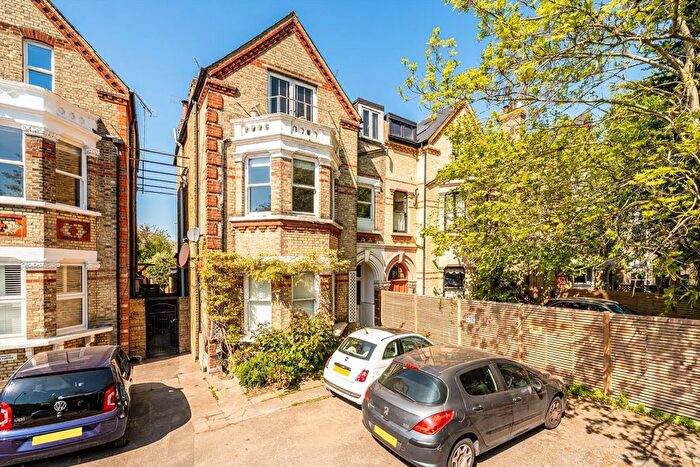 Studio To Rent In St. Margarets Road, St Margarets, TW1