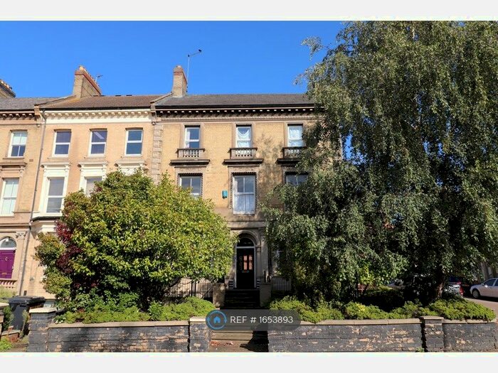 2 Bedroom Flat To Rent In Victoria Road, Northampton, NN1