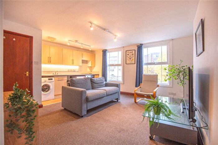 1 Bedroom Apartment For Sale In City Road, Bristol, BS2