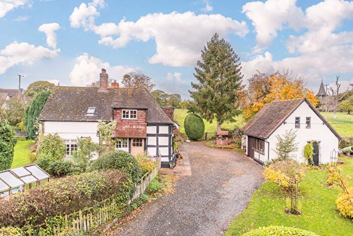 3 Bedroom Detached House For Sale In Ramblers Way, Boraston, WR15