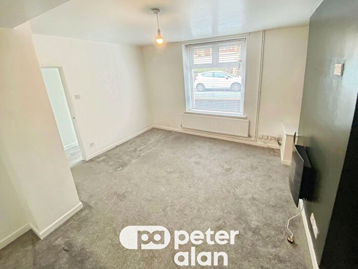3 Bedroom Property To Rent In Penrhiwceiber Road, Mountain Ash, CF45