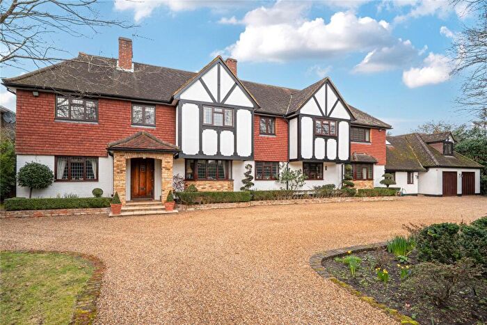 7 Bedroom Detached House For Sale In Broadwater Road North, Burwood Park, KT12