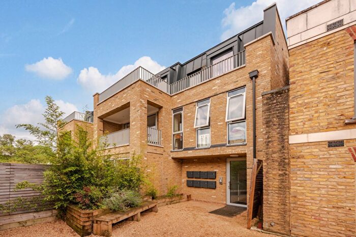 1 Bedroom Flat To Rent In Prosperous Apartments, Moonlight Drive, Forest Hill, SE23