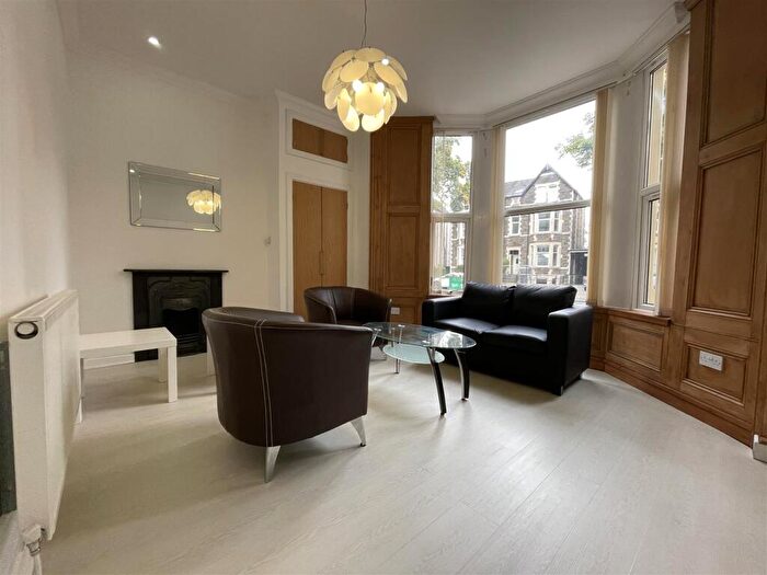2 Bedroom Apartment To Rent In Richmond Road, Cardiff, CF24