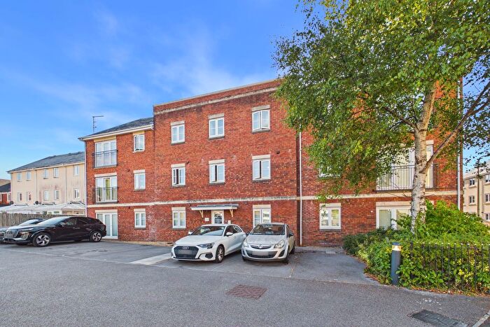1 Bedroom Flat For Sale In Clayton Drive, Pontarddulais, SA4