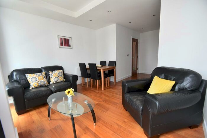 1 Bedroom Flat To Rent In Admiral House, Newport Road, Cardiff, CF24