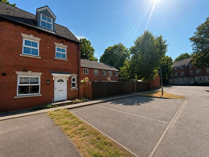 4 Bedroom House To Rent In Woodland Close, Nottingham, NG16