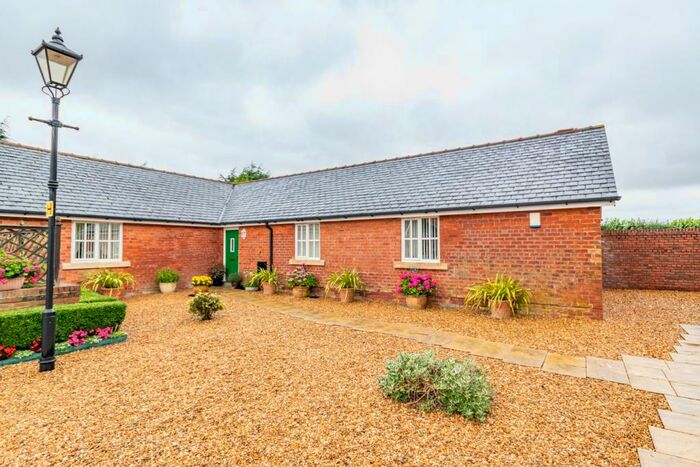 3 Bedroom Barn Conversion For Sale In Foxwood Chase, Westby, Preston, PR4