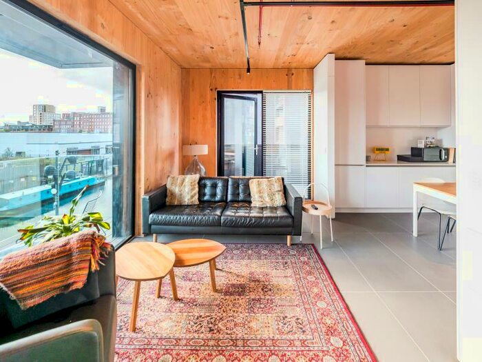 2 Bedroom Apartment To Rent In Mansion House, New Islington Marina, M4