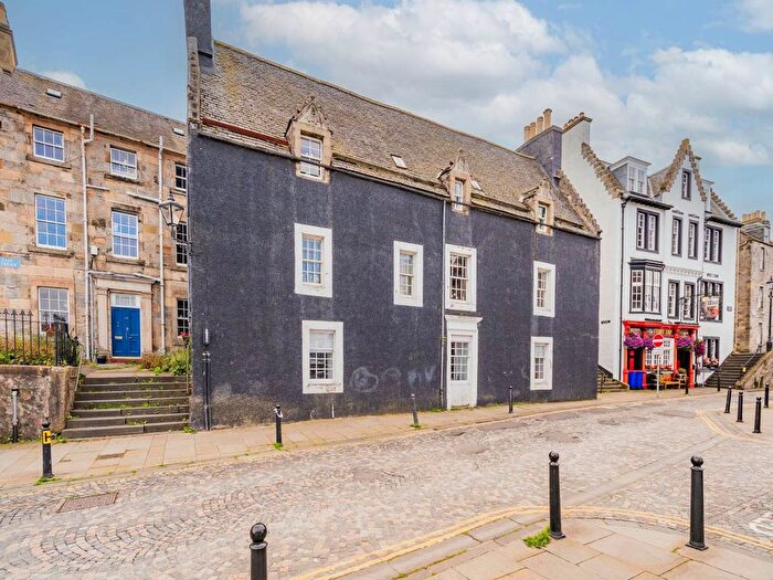 2 Bedroom Flat To Rent In High Street, South Queensferry, EH30
