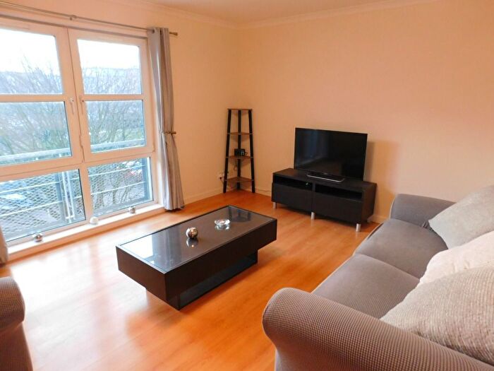 2 Bedroom Flat To Rent In Constitution Street, City Centre, Aberdeen, AB24