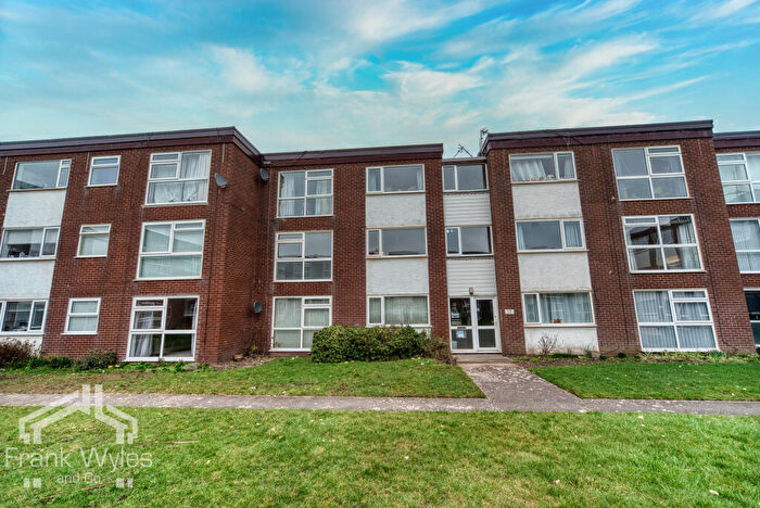 2 Bedroom Flat For Sale In Flat, St. Leonards Court, Fleet Street, Lytham St. Annes, Lancashire, FY8