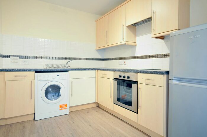 2 Bedroom Flat To Rent In Bed Apartment – Bishops Corner, Hulme, Manchester, M15