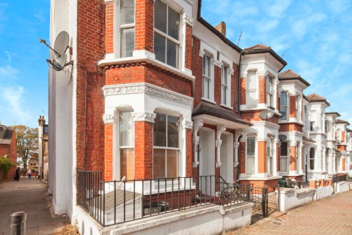 2 Bedroom Terraced House For Sale In Kathleen Road, London, SW11