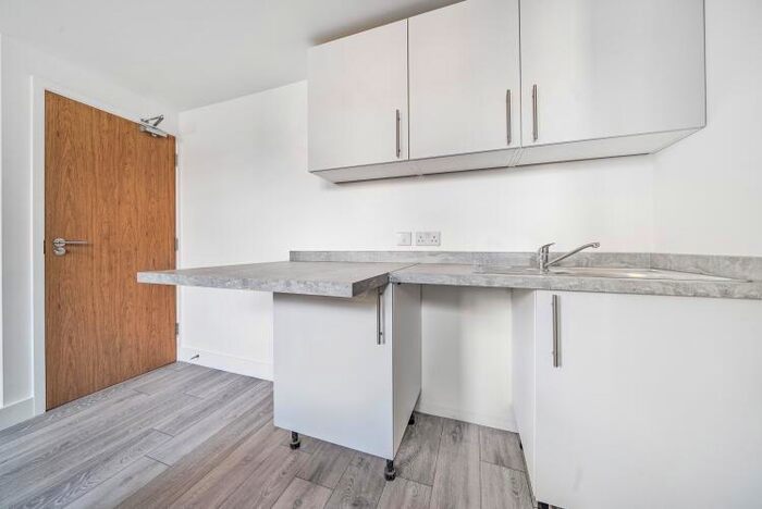 Apartment To Rent In Gilmore Road London, SE13