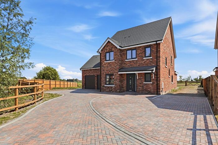 5 Bedroom Detached House For Sale In Oakley Gardens, Little Oakley, Harwich, CO12