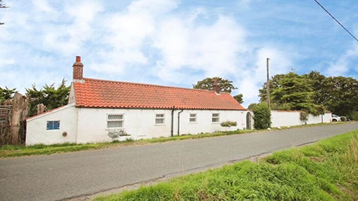 2 Bedroom Cottage For Sale In Mill Road, Theddlethorpe, LN12