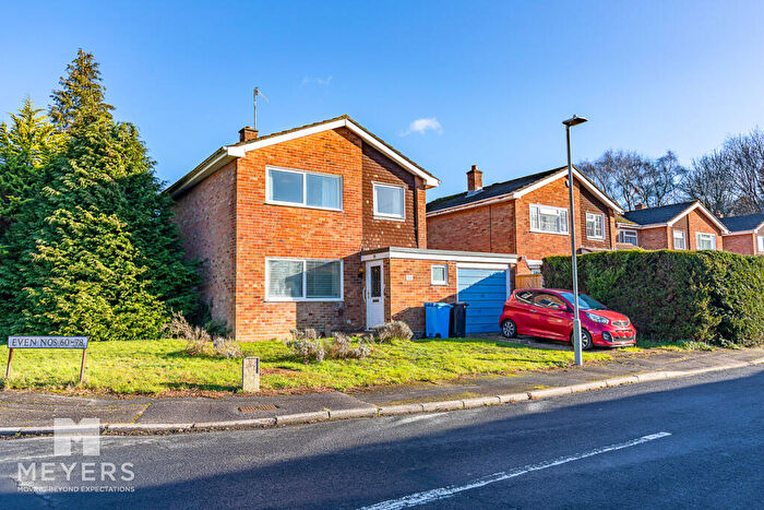 3 Bedroom Detached House For Sale In Verity Crescent, Poole, BH17