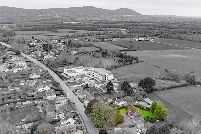 4 Bedroom Detached House For Sale In Greenfield, Hanley Swan, WR8