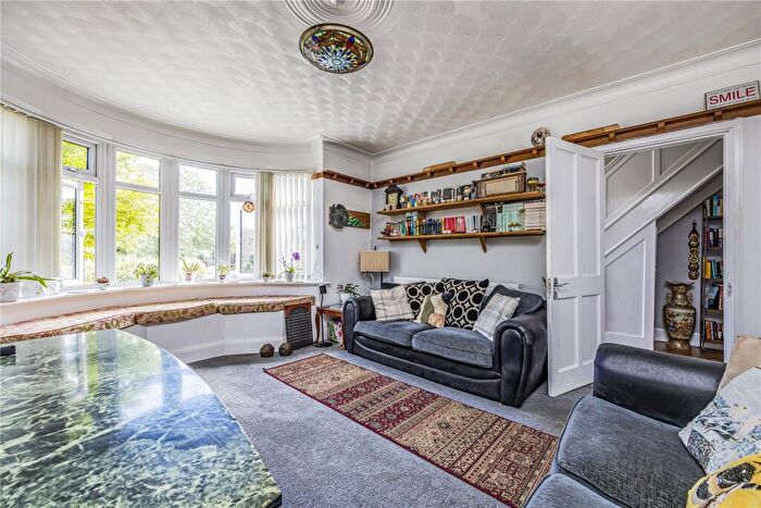 4 Bedroom Semi-Detached House For Sale In Stakes Hill Road, Waterlooville, Hampshire, PO7