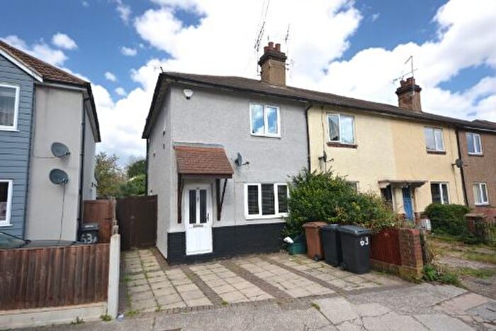 3 Bedroom Semi-Detached House To Rent In Navigation Road, Chelmsford, CM2