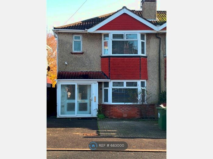 5 Bedroom Semi-Detached House To Rent In Pansy Road, Southampton, SO16