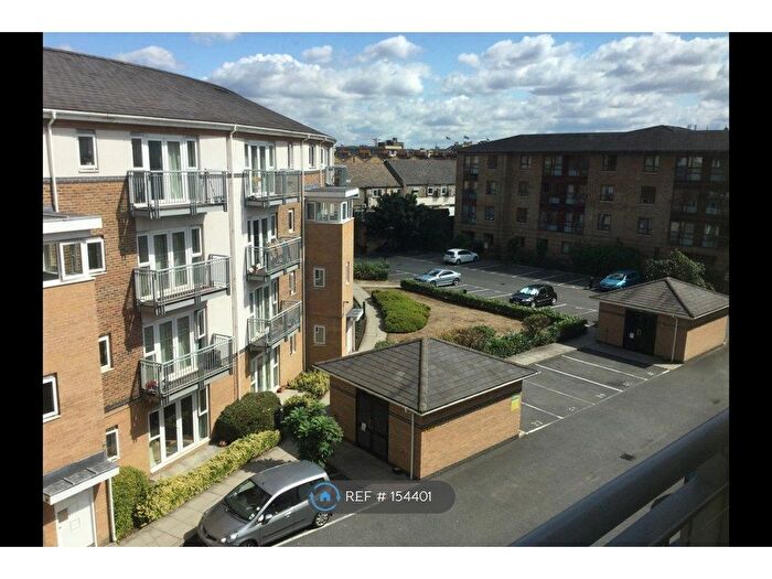 1 Bedroom Flat To Rent In Morton Close, London, E1